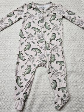 Caden Lane Bass Buddies Zip Bamboo Footed Romper Size 0-3 Months